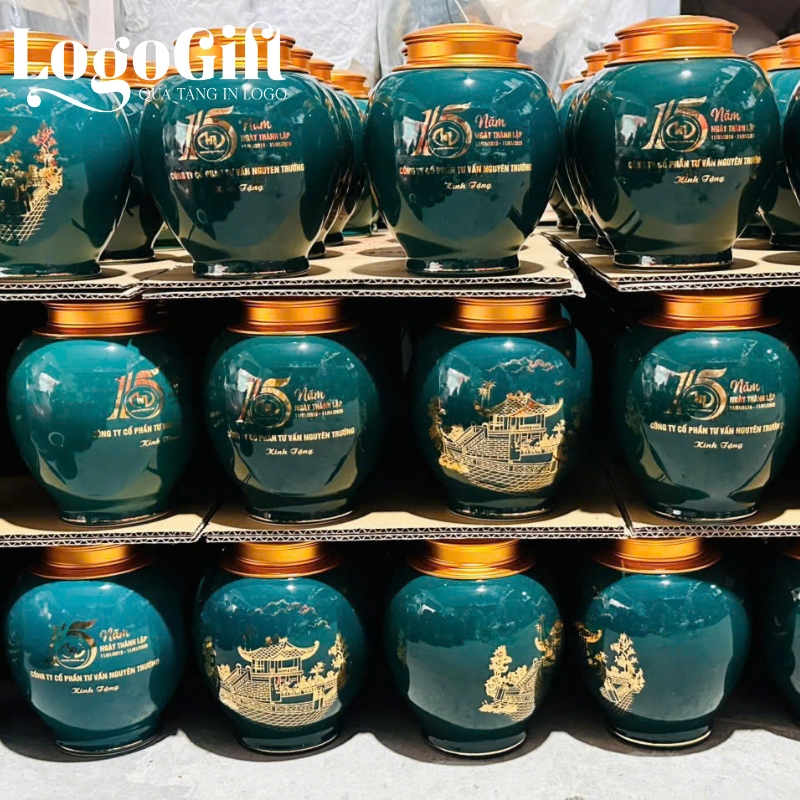 hu-dung-tra-qua-tang-doanh-nghiep-in-logo