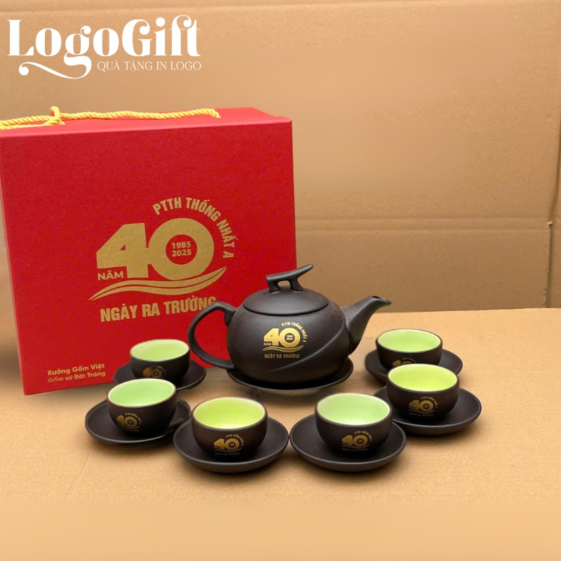 bo-am-chen-qua-tang-doanh-nghiep-in-logo (7)