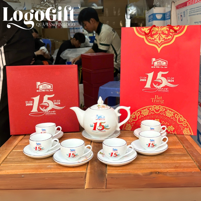 bo-am-chen-qua-tang-in-logo (45)