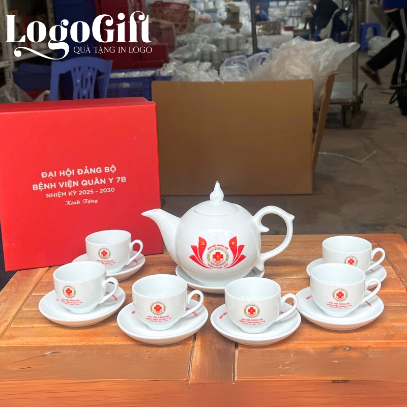 bo-am-chen-qua-tang-in-logo-dai-hoi-dang-buoi-lua (9)