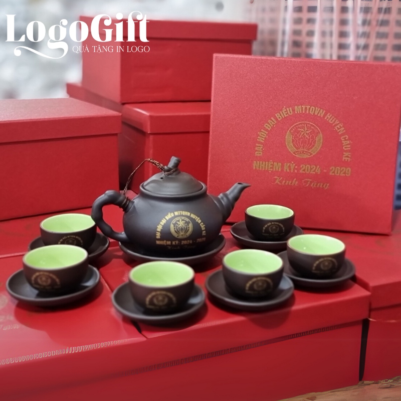 bo-am-chen-tu-sa-qua-tang-in-logo-dai-hoi (34)