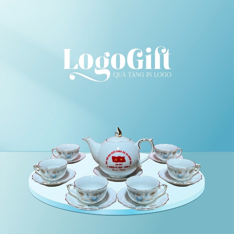 Bộ ấm chén quà tặng Đại hội in logo dáng bưởi lửa hoa sen 550ml LG-AC31