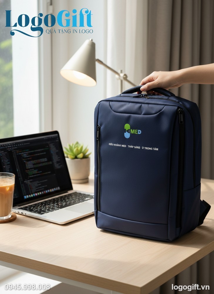 balo-qua-tang-in-logo-dung-laptop-mau-xanh-vai-900pu-lg-bl07