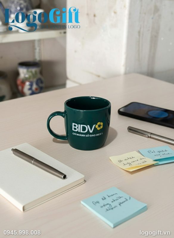 coc-su-qua-tang-in-logo-men-xanh-luc-dang-lun-quai-c-lg-cs16