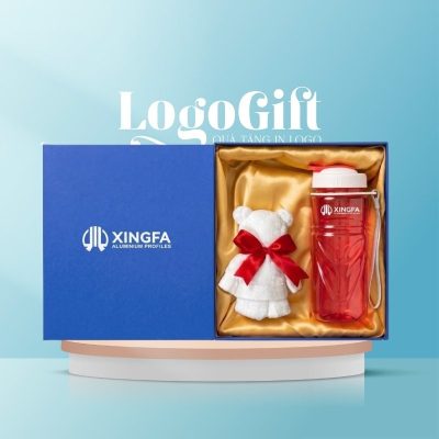 Bộ giftset quà tặng in logo 2 món gồm bình nước nhựa và khăn bông gấp gấu LG-BGS18 - Ảnh đại diện